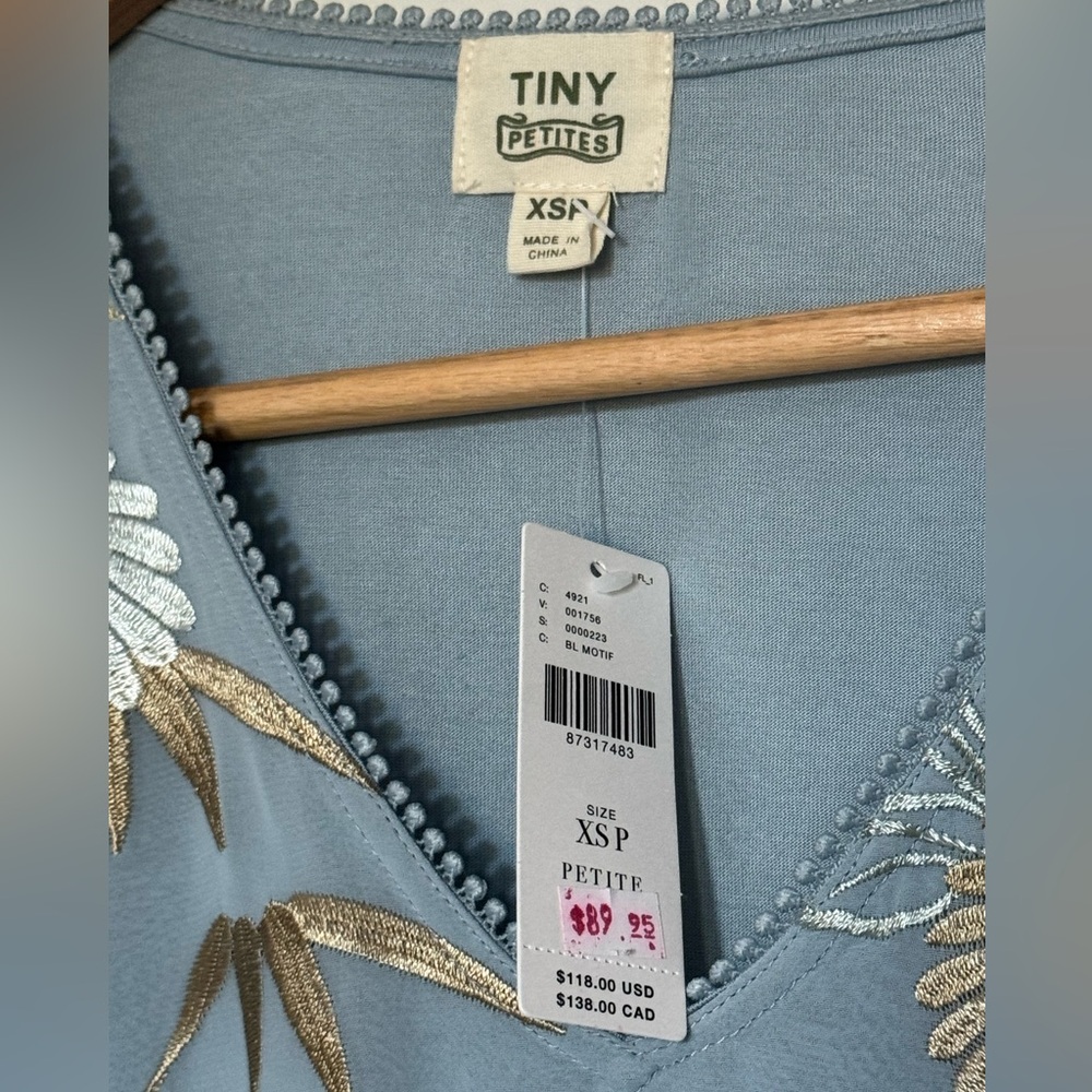 NEW Anthropologie Tiny Petites Embroidered Blouse – NWT - Picture 2 of 9